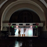 la scène de cantal comédie